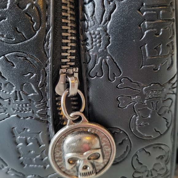 Ed Hardy Black Bag - Picture 5 of 7